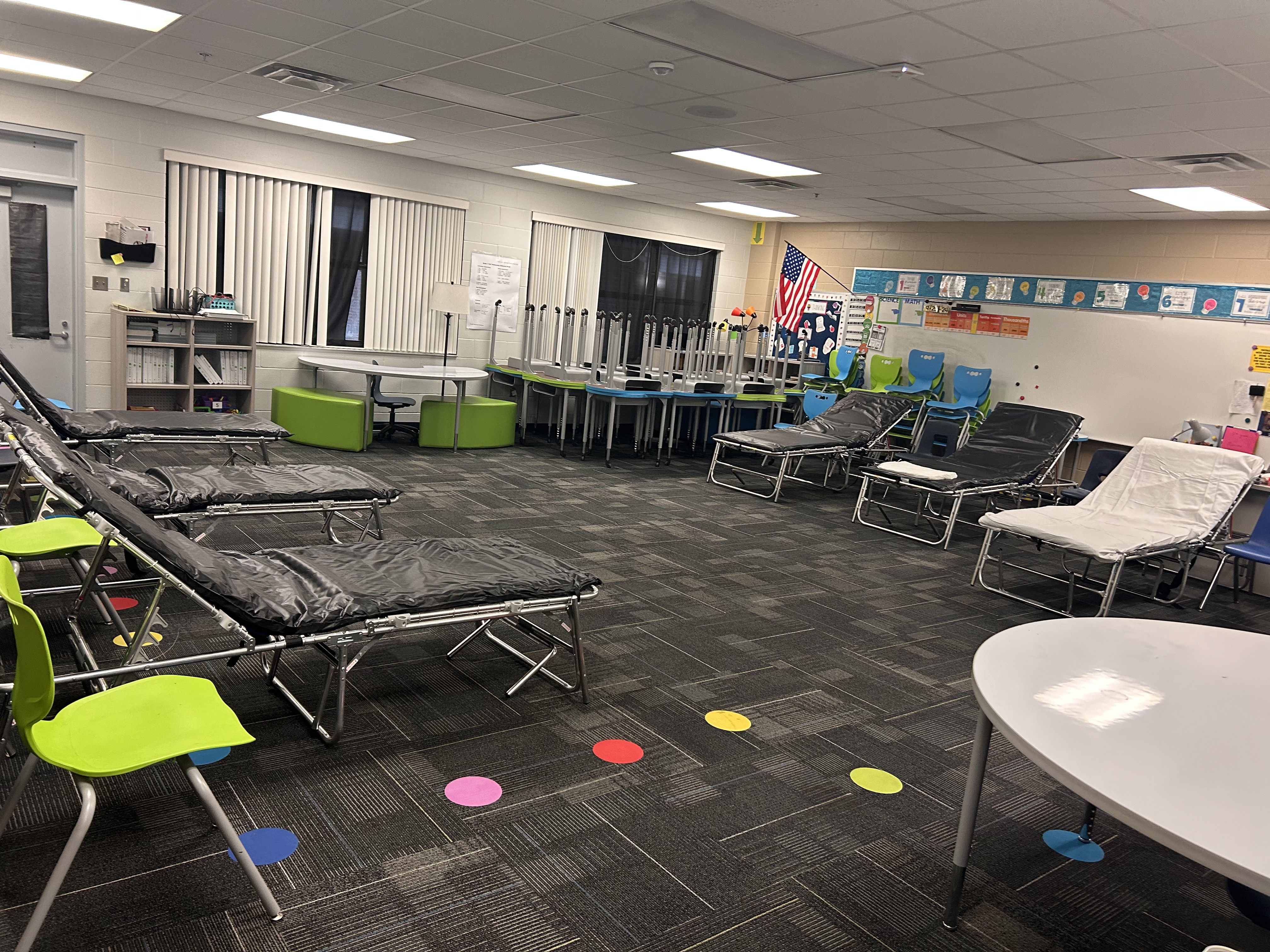 Special needs sheltering patient beds